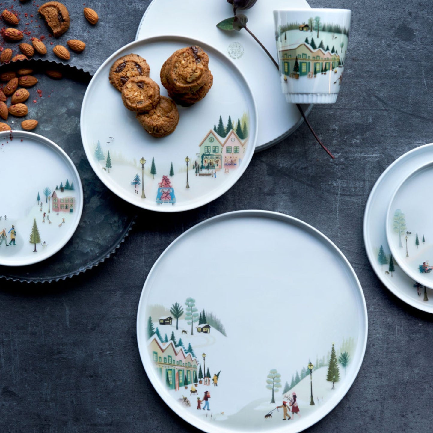 Winter Decor Toulouse Plate 10", Set of 4